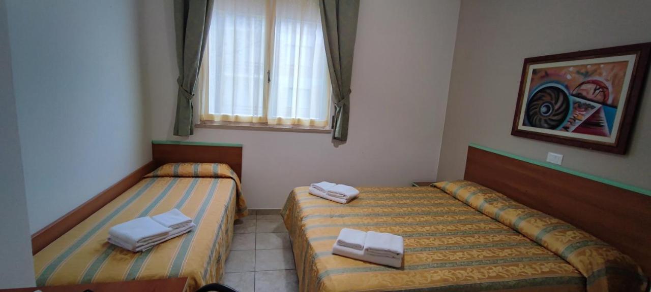 Hotel Zeus Lido Di Classe Room Only 외부 사진