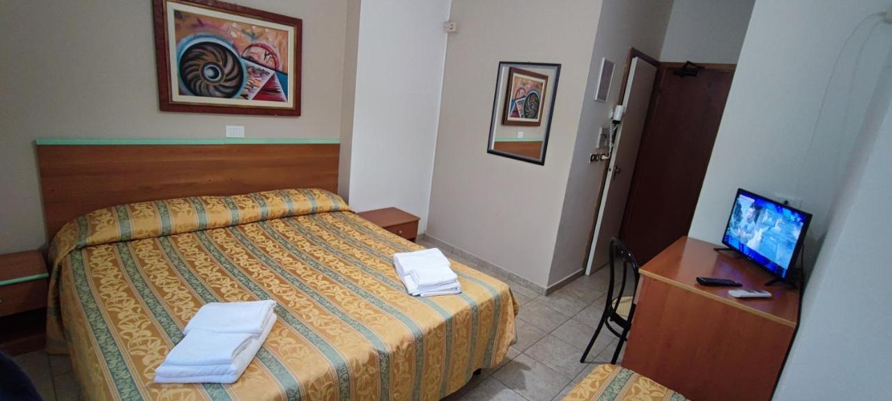 Hotel Zeus Lido Di Classe Room Only 외부 사진