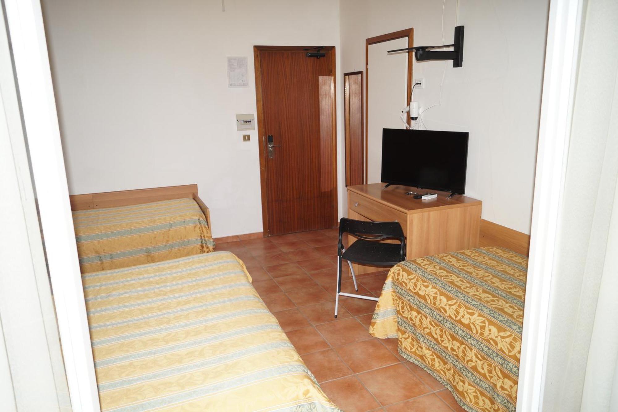 Hotel Zeus Lido Di Classe Room Only 외부 사진